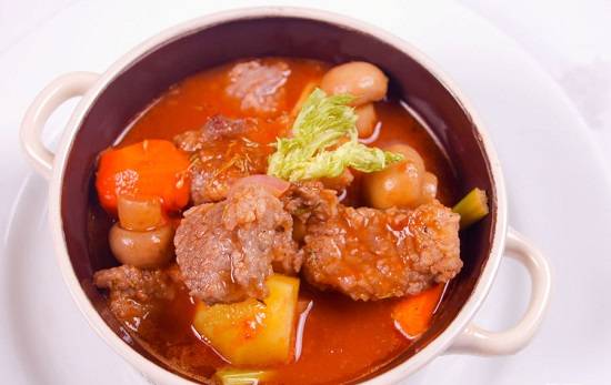 bo-ham-kieu-phap-900px-make-beef-stew-with-mushrooms-final-version-2