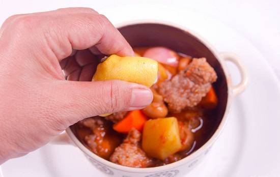 bo-ham-kieu-phap-900px-make-beef-stew-with-mushrooms-step-21-version-2
